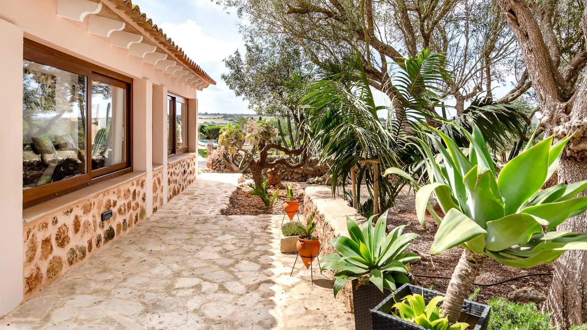 Ses Cases Manacor  0*, Manacor (Mallorca) Spain